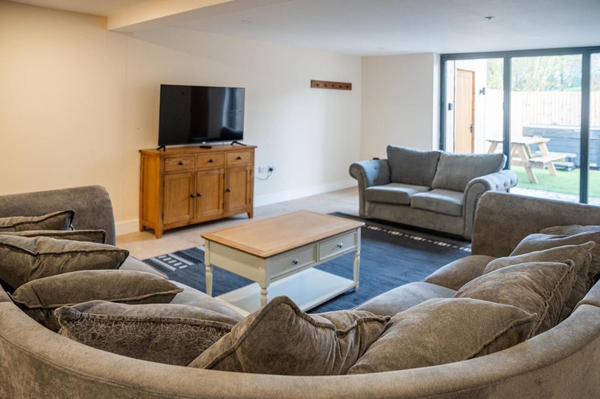 Bears Court Daire Cheltenham Dış mekan fotoğraf